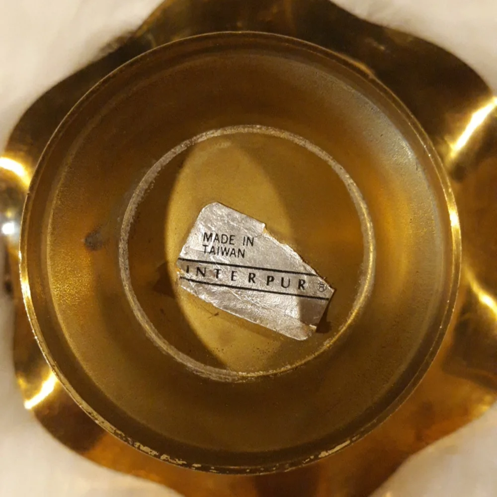 Interpur brass basket